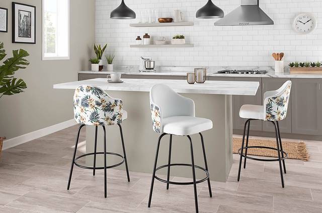 Laurina White Counter Height Stool, Set of 2 - Thumbnail - Image 10