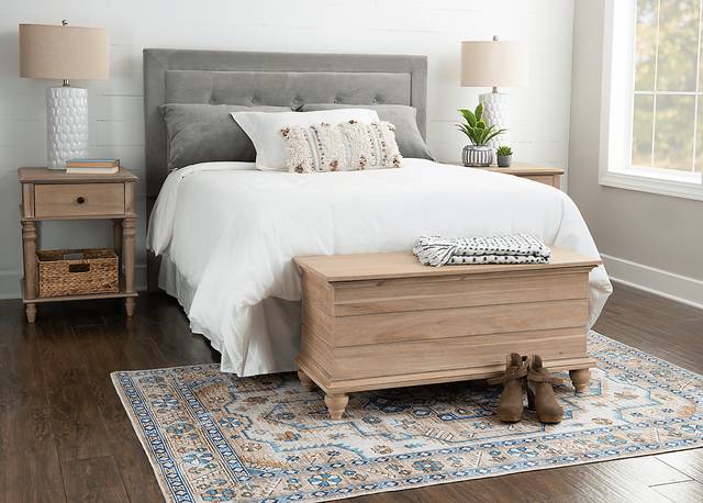 Lawnton Brown Cedar Chest - Thumbnail - Image 2