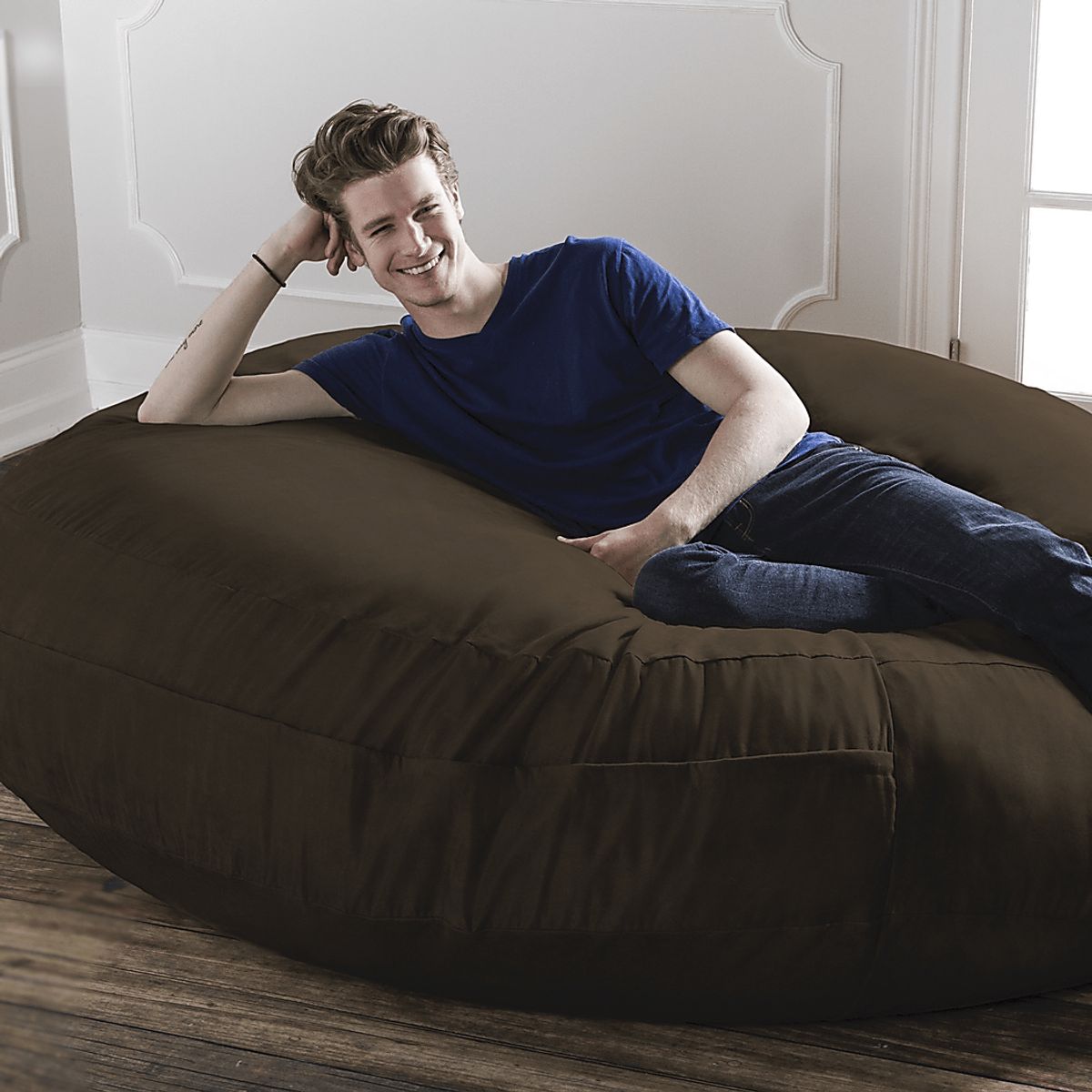 Lazy Dayz Brown Polyester Fabric Bean Bag | Rooms to Go