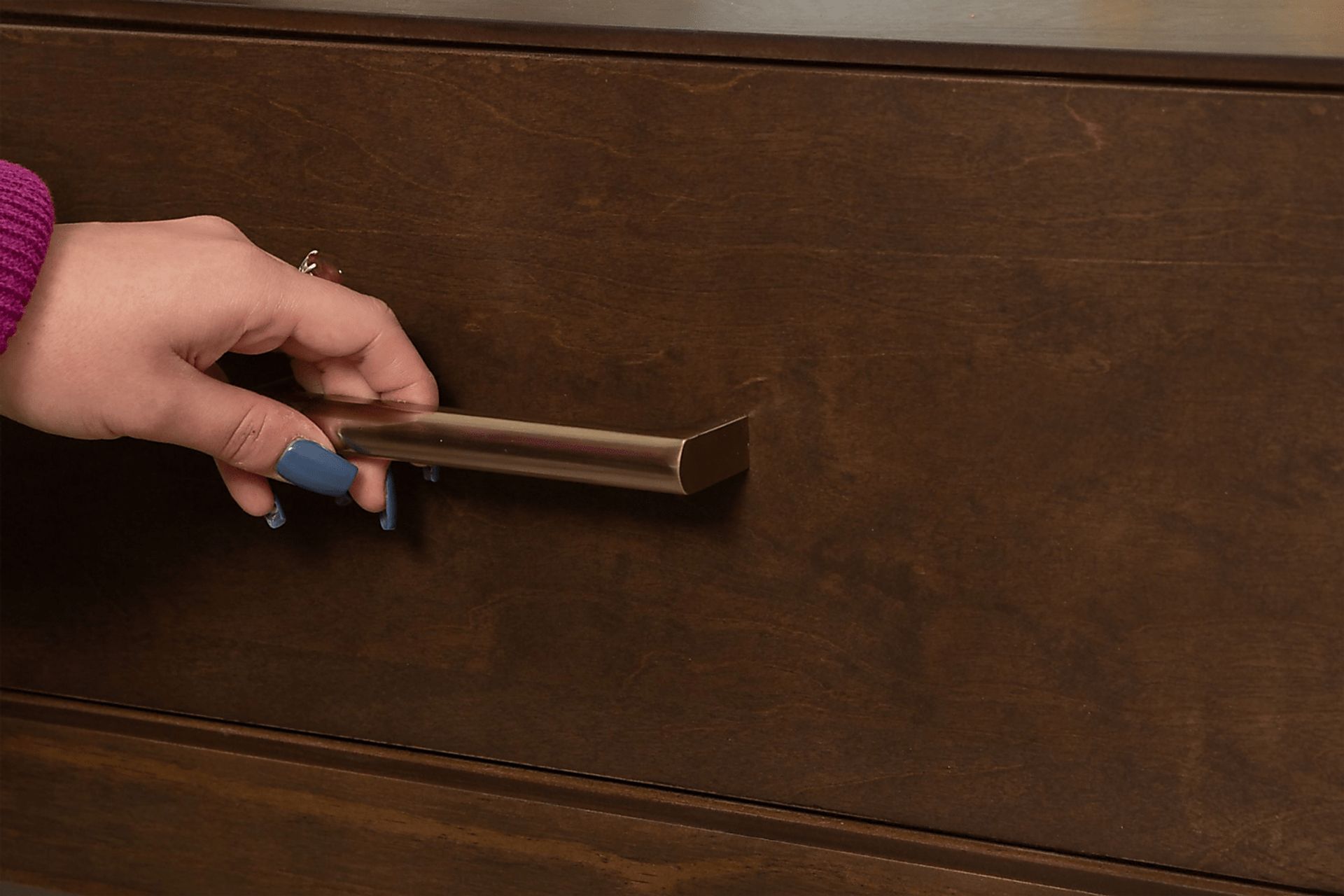 Learitt Walnut 1-Drawer Nightstand - Image 7