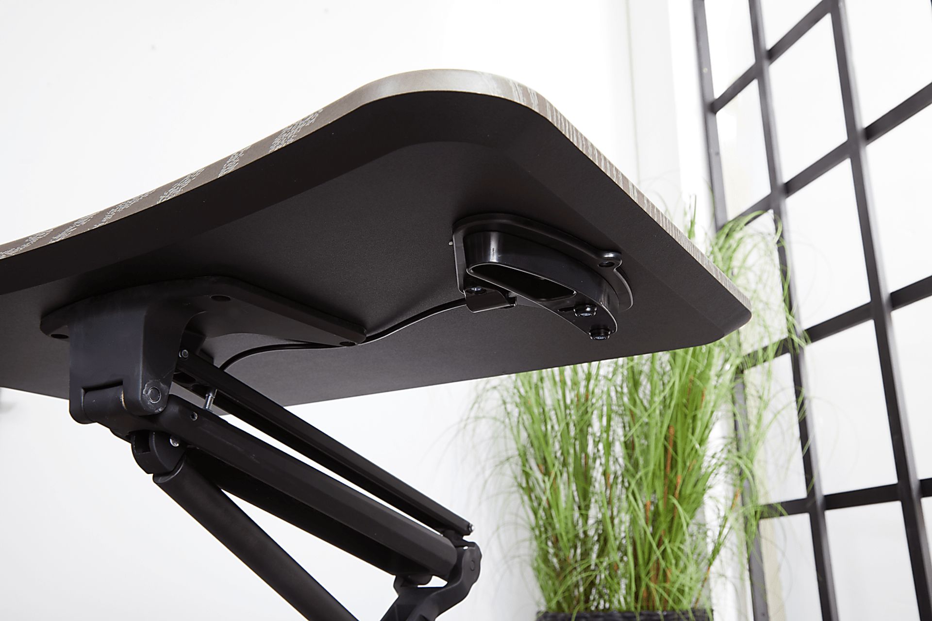 Lebar Gray Desk - Image 8