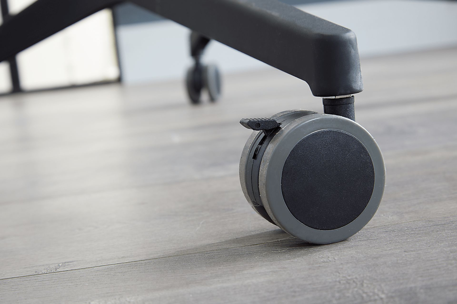 Lebar Gray Desk - Image 9