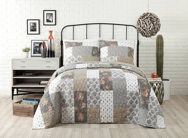 Leidra Gray Full/Queen Quilt - Thumbnail - Image 1