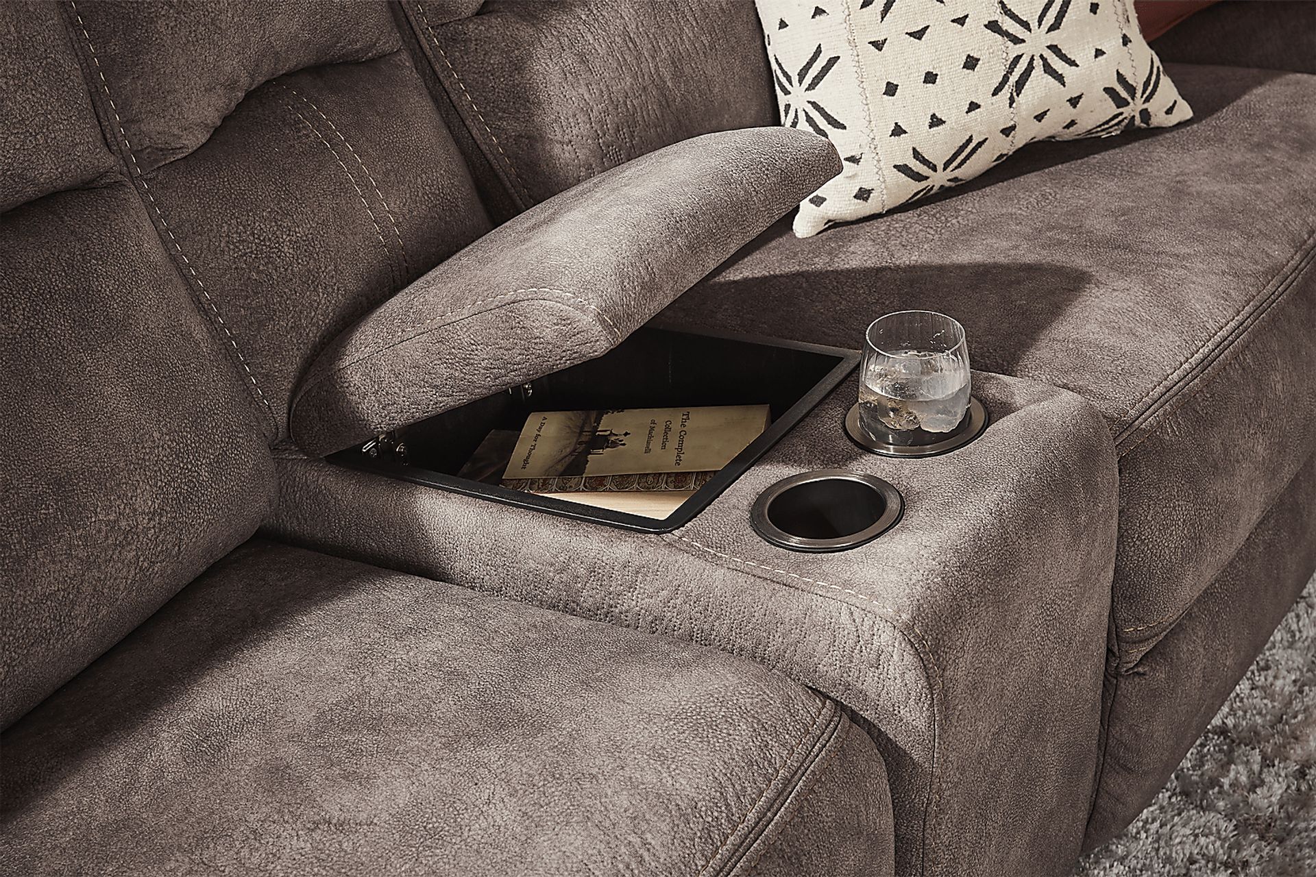 Leighton Brown 7 Pc Dual Power Reclining Sectional - Image 8