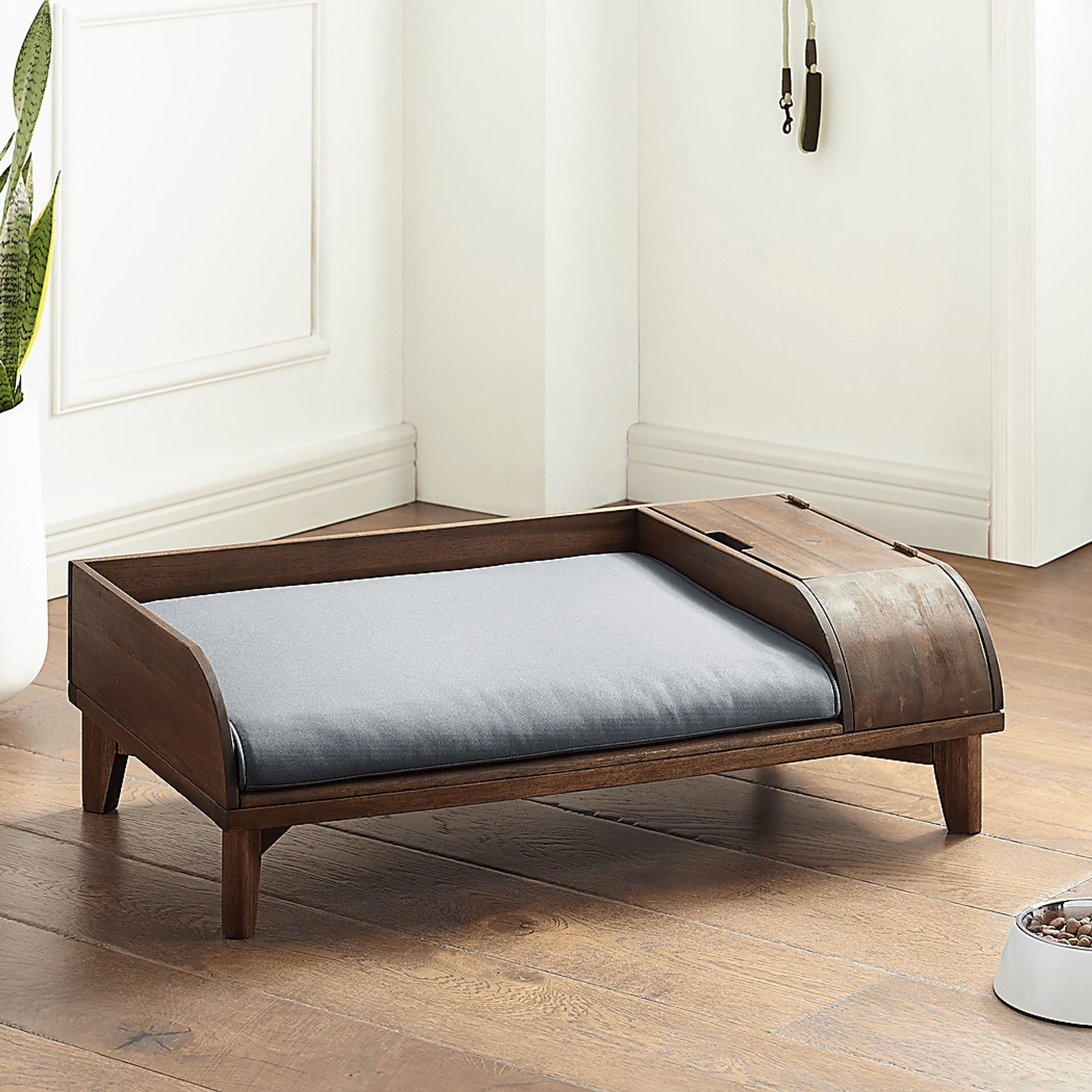 Leralynn Brown Pet Bed - Image 4
