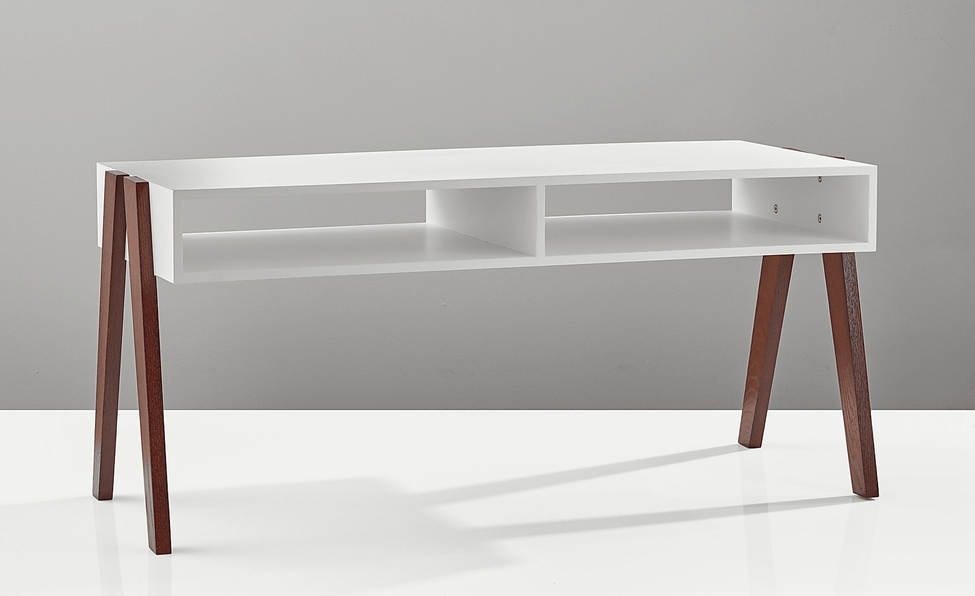 Lerew White Cocktail Table - Image 5