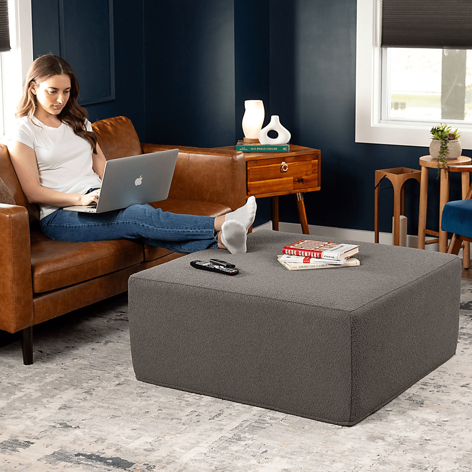 Lesusa II Gray Ottoman - Image 6