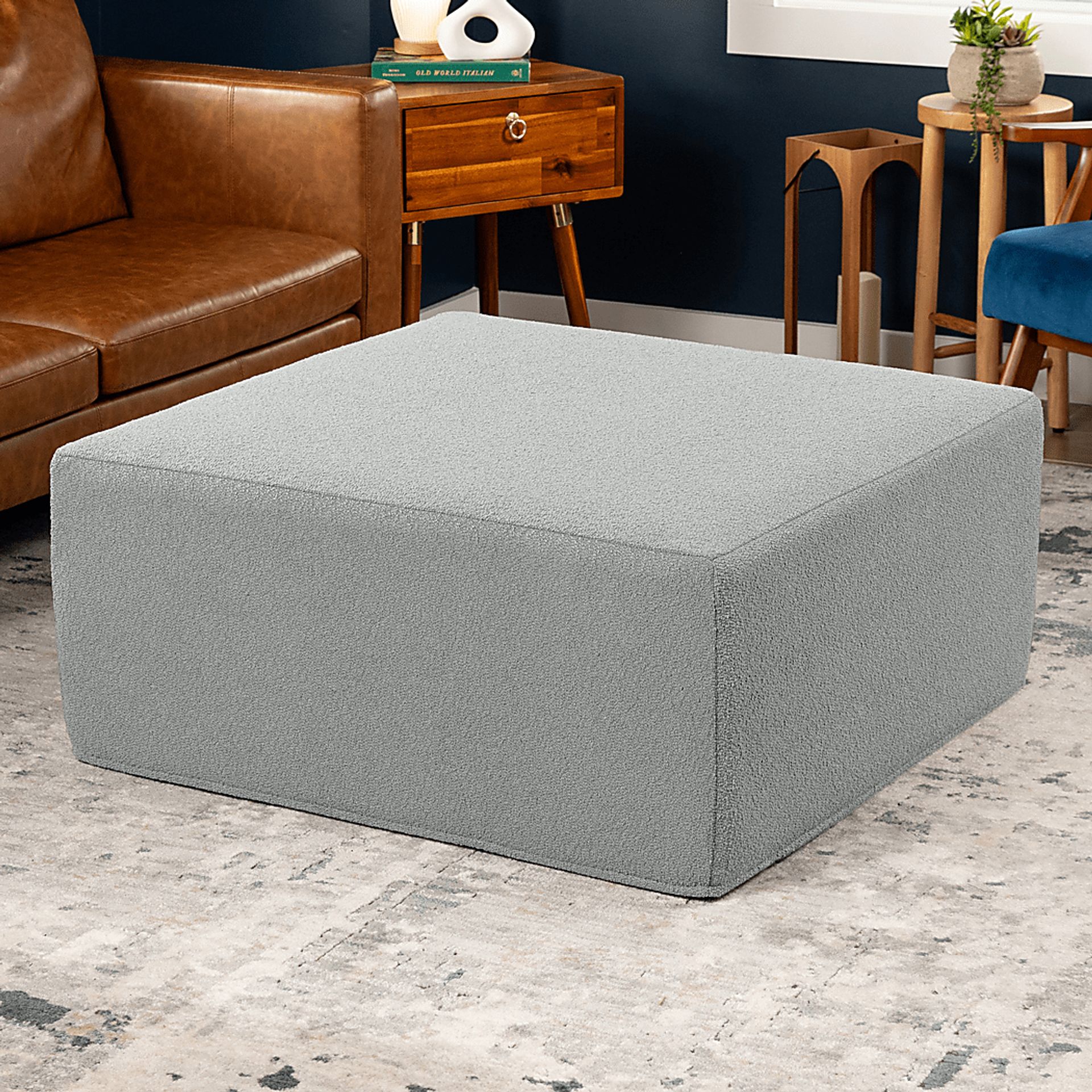 Lesusa II Silver Ottoman - Image 2
