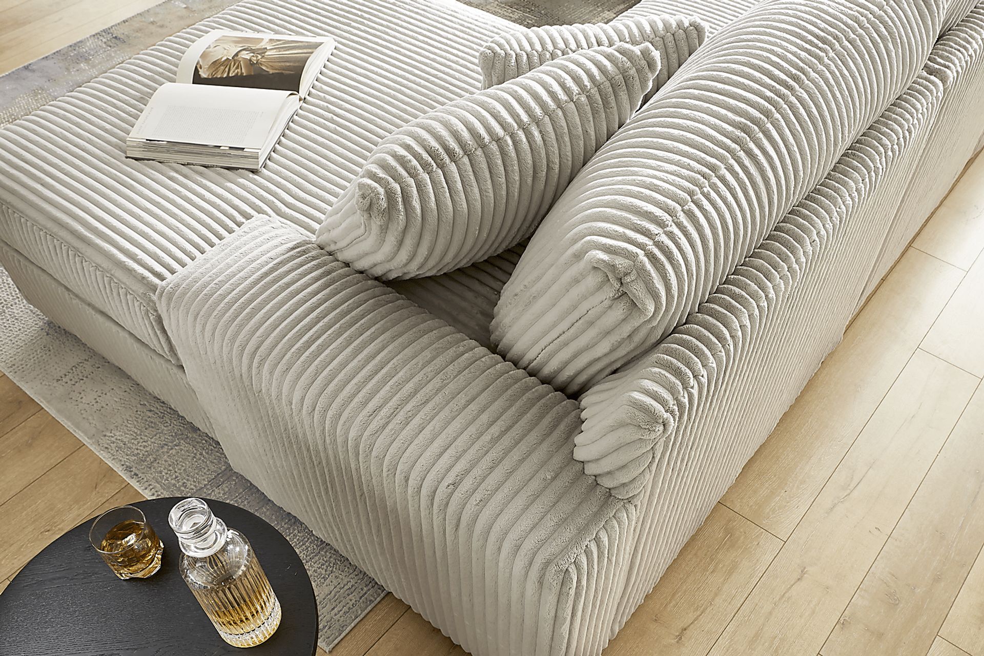 Lexford Park Gray 2 Pc Sectional - Image 4