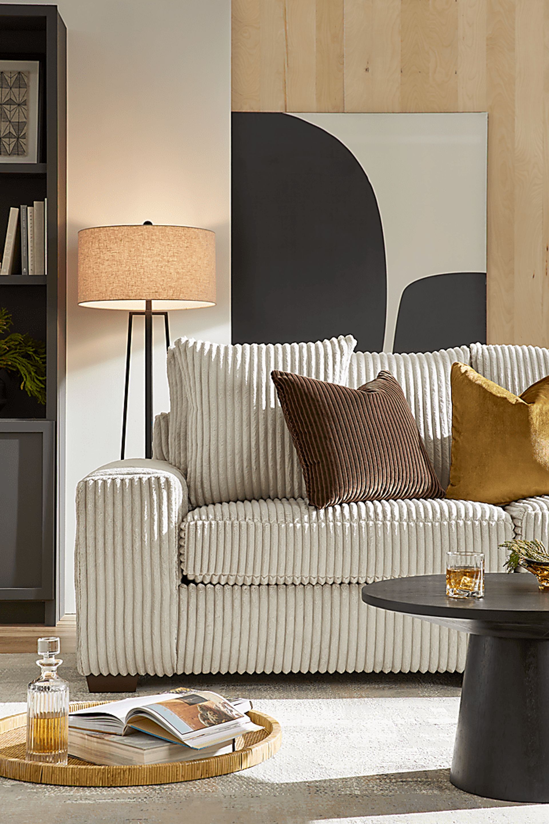 Lexford Park Gray 8 Pc Sectional Living Room - Image 7