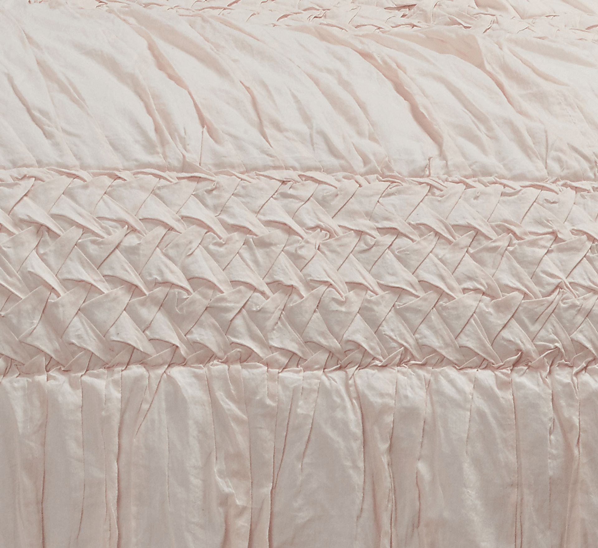 Lidiya Pink Queen Quilt - Image 3