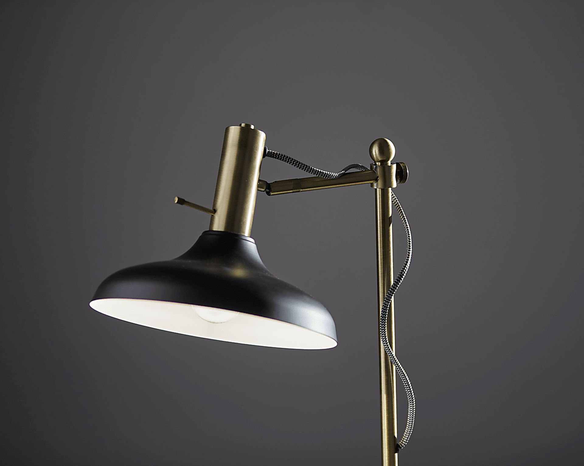 Lightington Brass Lamp - Image 6