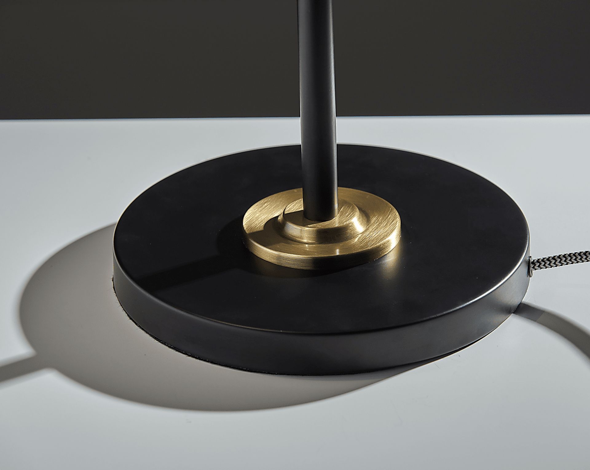 Lightington Brass Lamp - Image 7