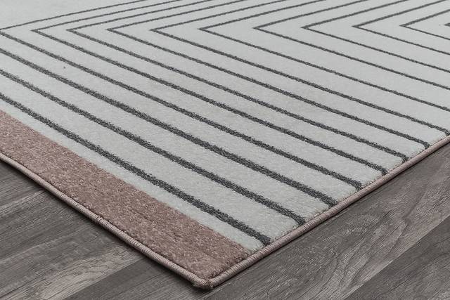 Lilliana Pink 5' x 7' Rug - Thumbnail - Image 4