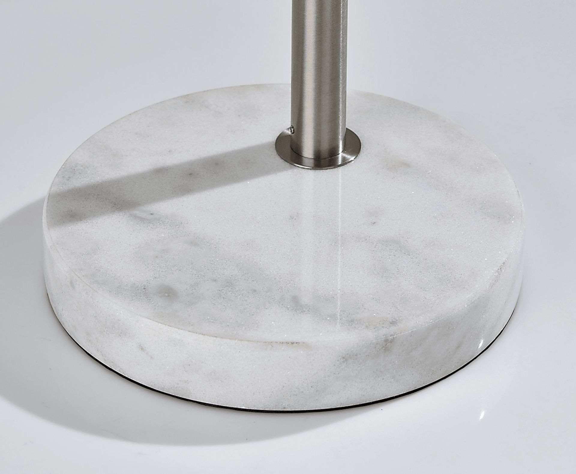 Lirien Silver Floor Lamp - Image 4