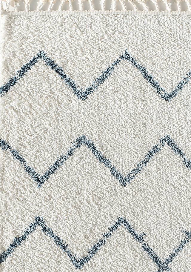CosmoLiving By Cosmopolitan Lisara White 5' x 7' Rug - Thumbnail - Image 2