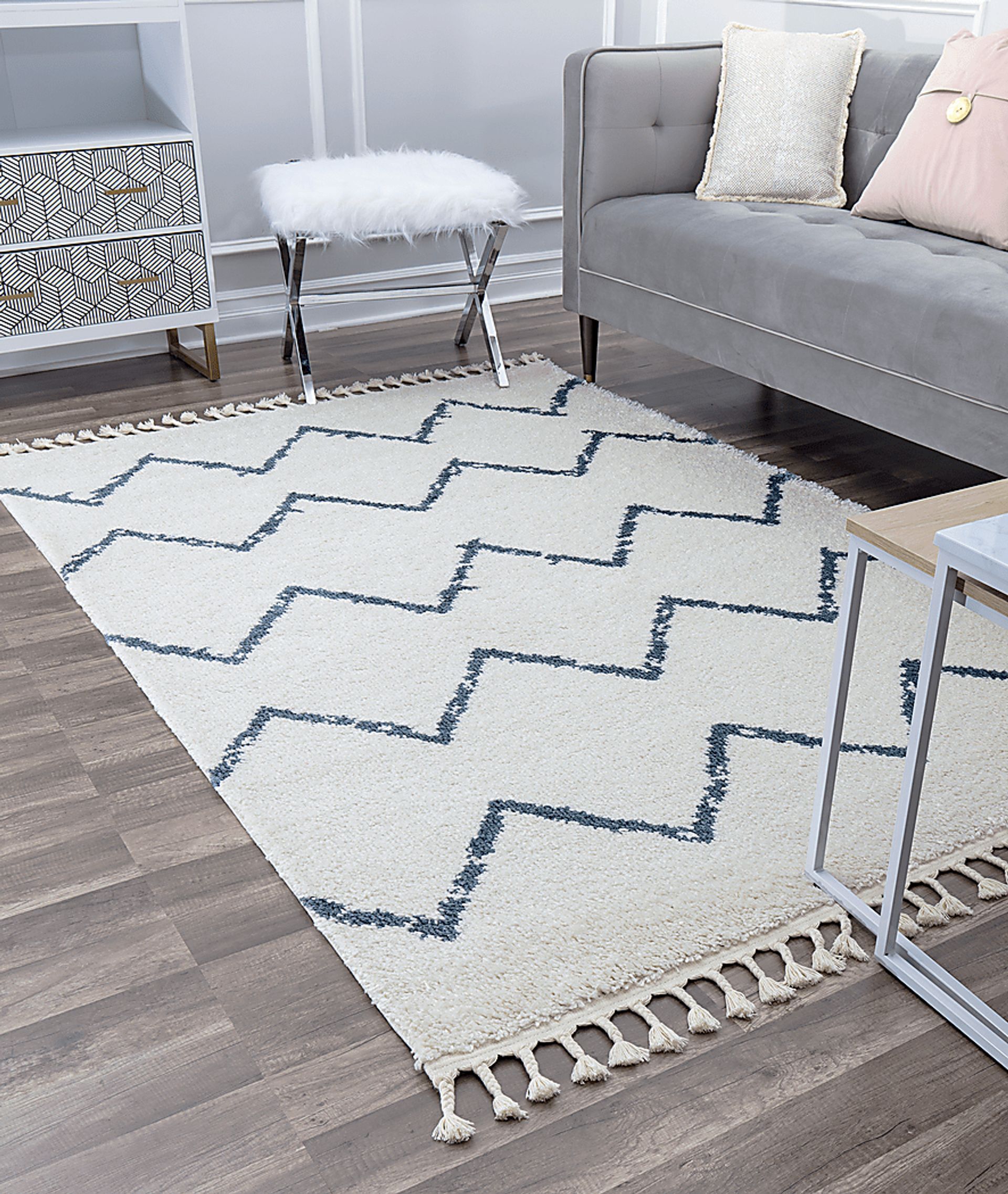 CosmoLiving By Cosmopolitan Lisara White 8' x 10' Rug - Image 5