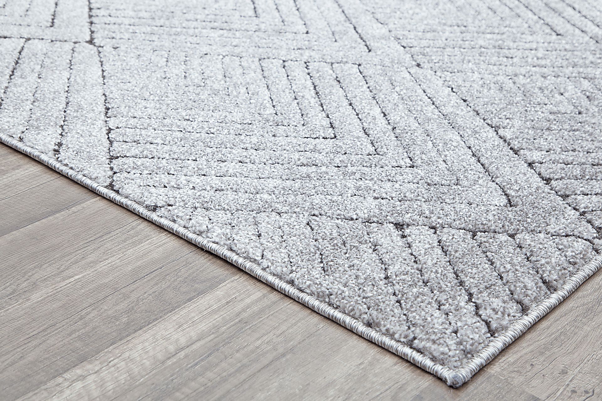 CosmoLiving By Cosmopolitan Lisette Gray 5' x 7'6 Rug - Image 4