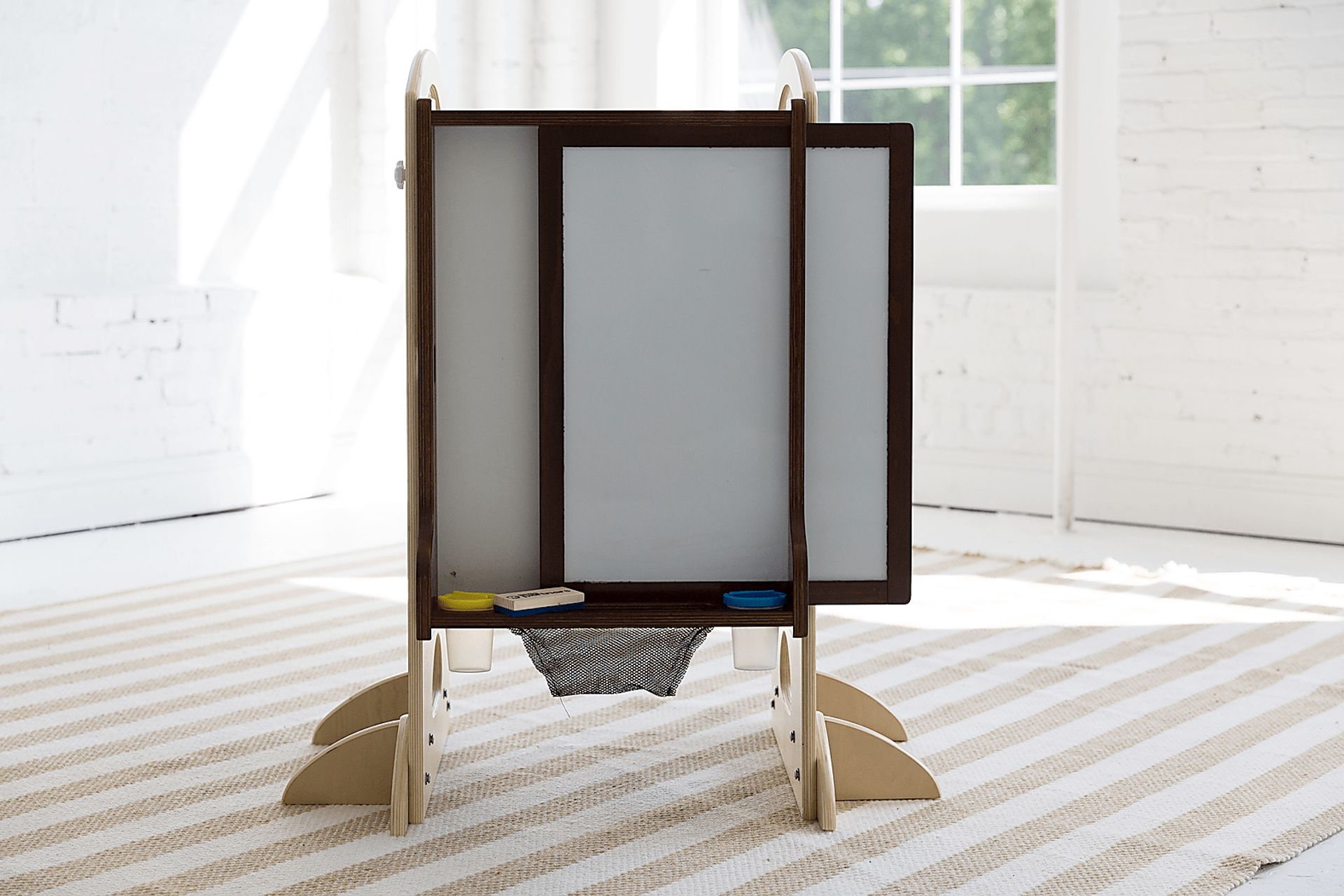 Little Partners Espresso Learning Tower with Learn and Share Easel - Image 3