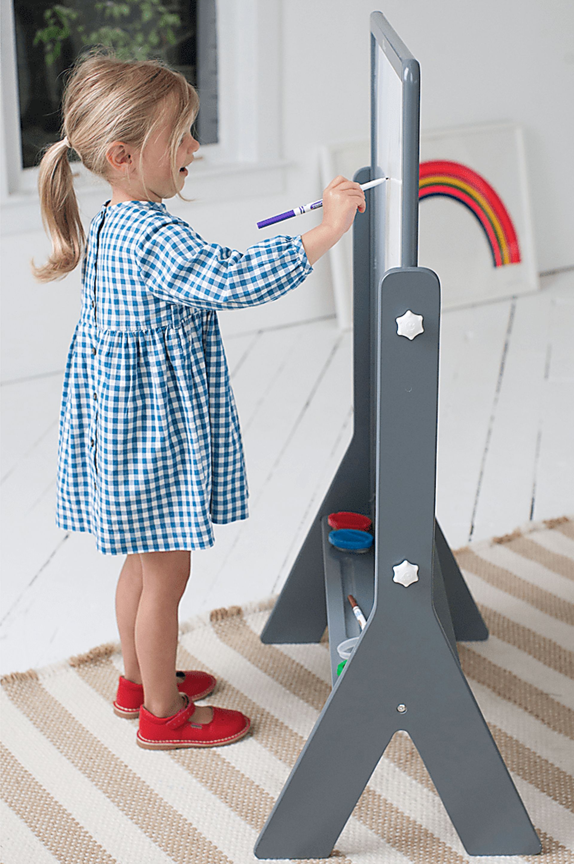 Little Partners Gray Contempo Two-Sided Art Easel - Image 4
