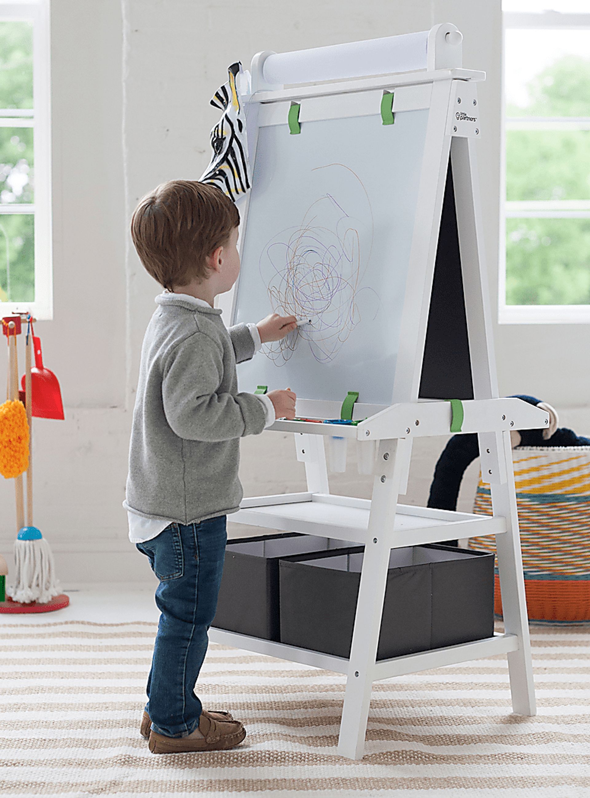 Little Partners White Deluxe Learn and Play Art Center Easel - Image 4