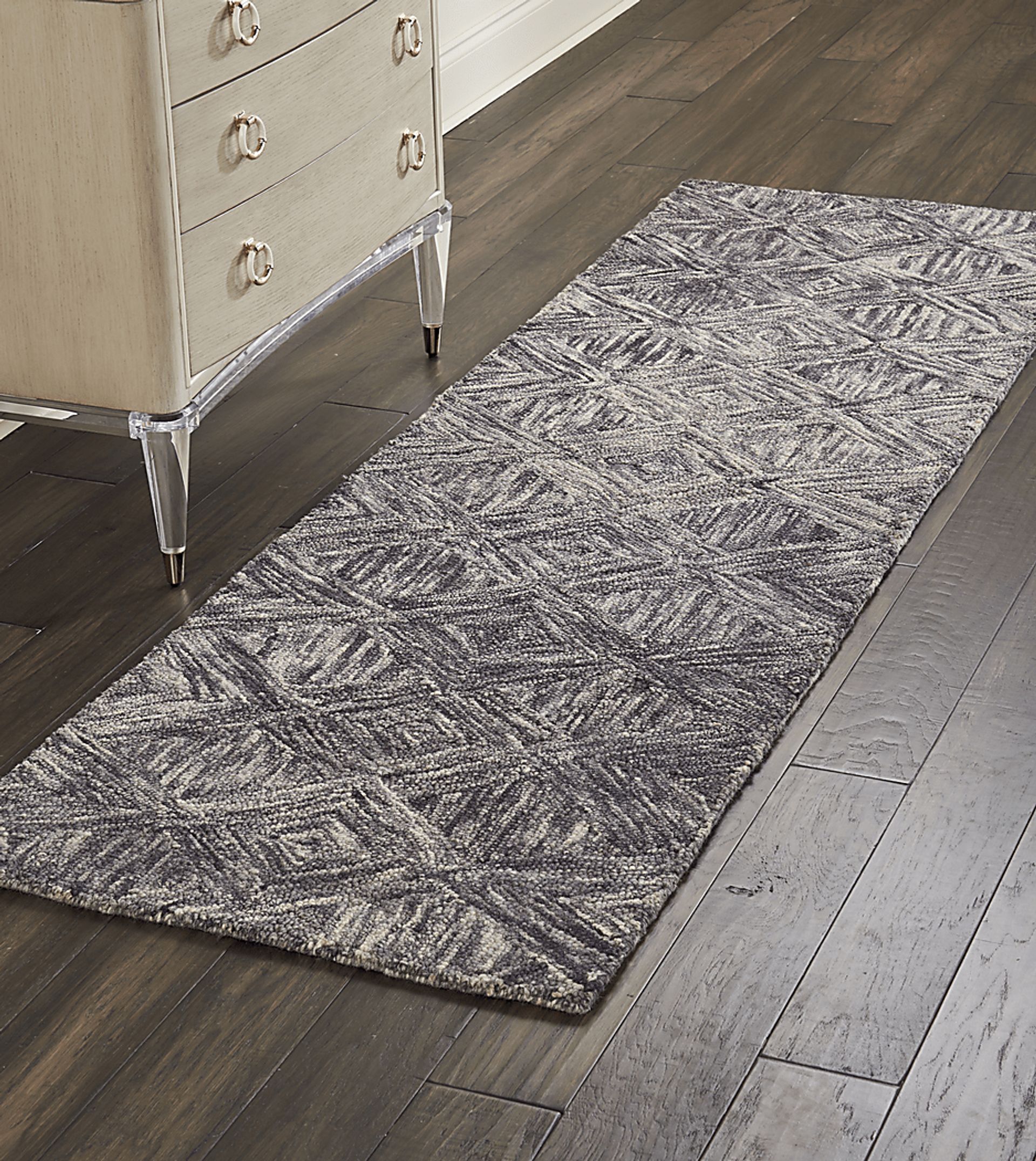 Litzendorf Silver 2'3 x 7'6 Rug - Image 2