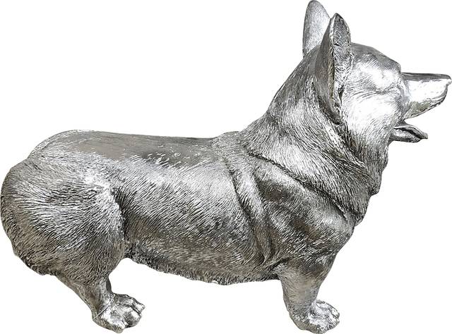 Lobelia Gray Statue - Thumbnail - Image 3