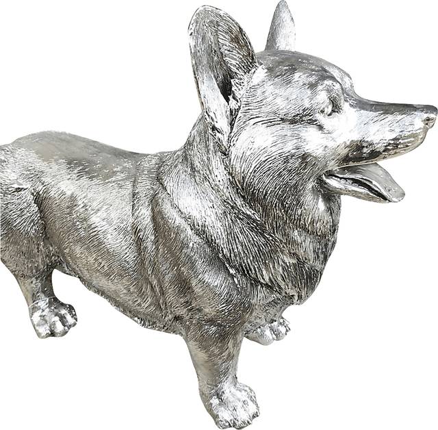 Lobelia Gray Statue - Thumbnail - Image 5