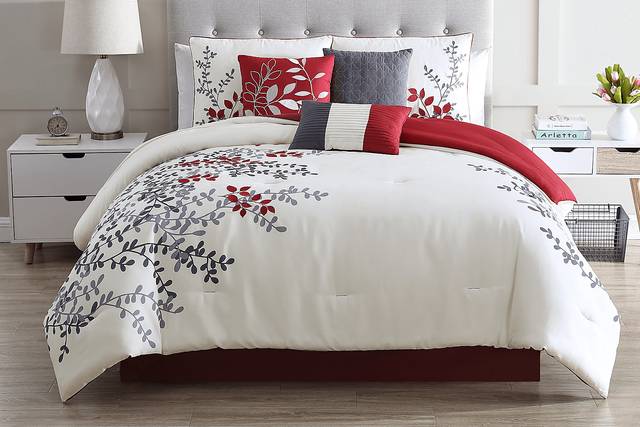 Locamo Ivory 7 Pc King Comforter Set - Thumbnail - Image 2