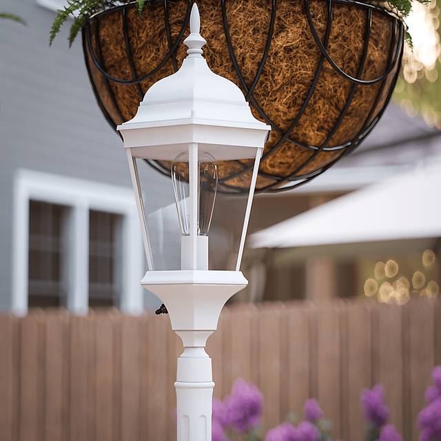 Lorane Sea White Floor Lamp - Thumbnail - Image 4