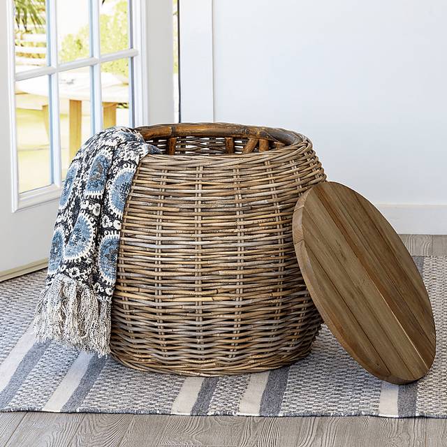 Lowama Brown End Table - Thumbnail - Image 2