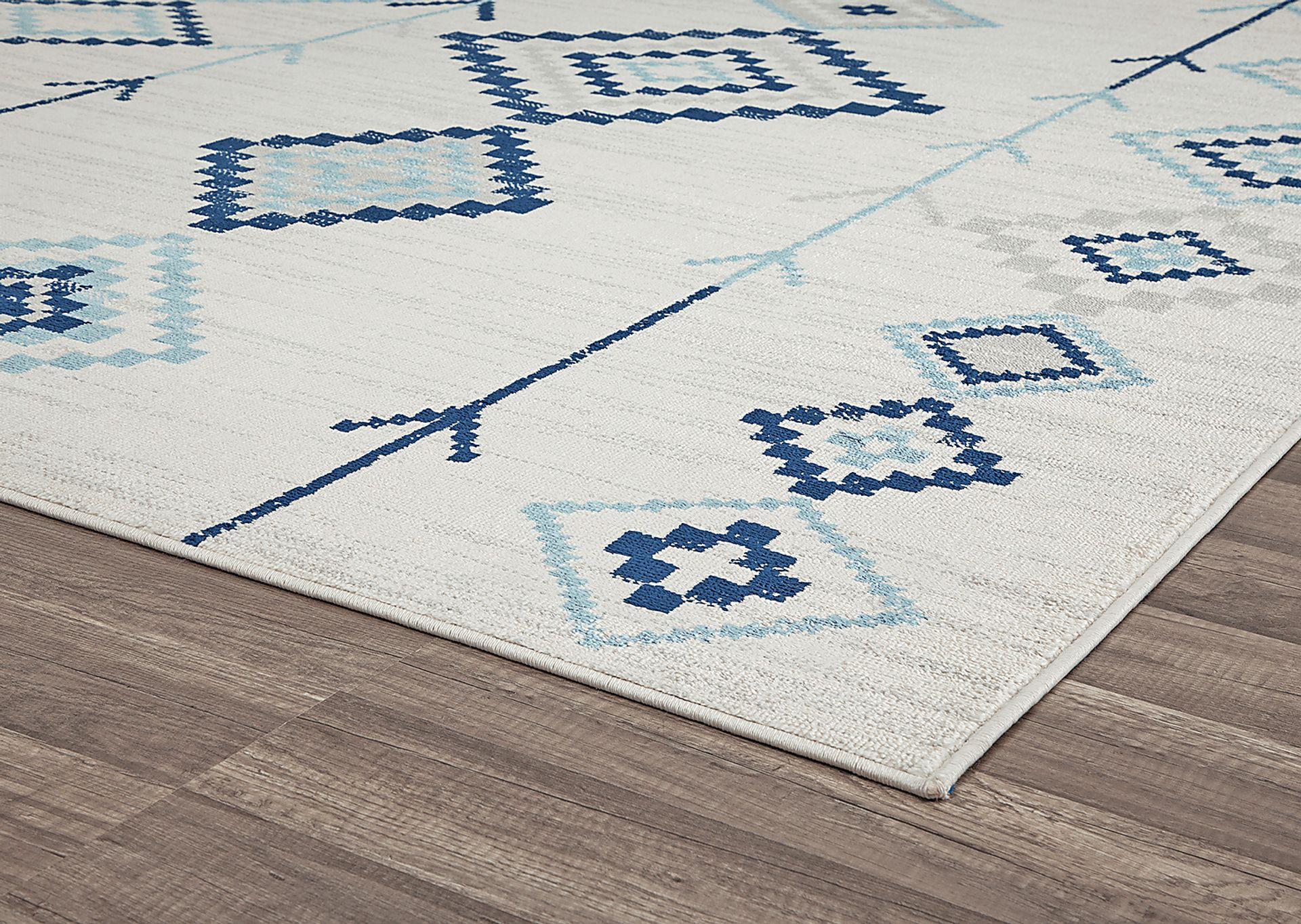 CosmoLiving By Cosmopolitan Lowyn Ivory 8' x 10' Rug - Image 2