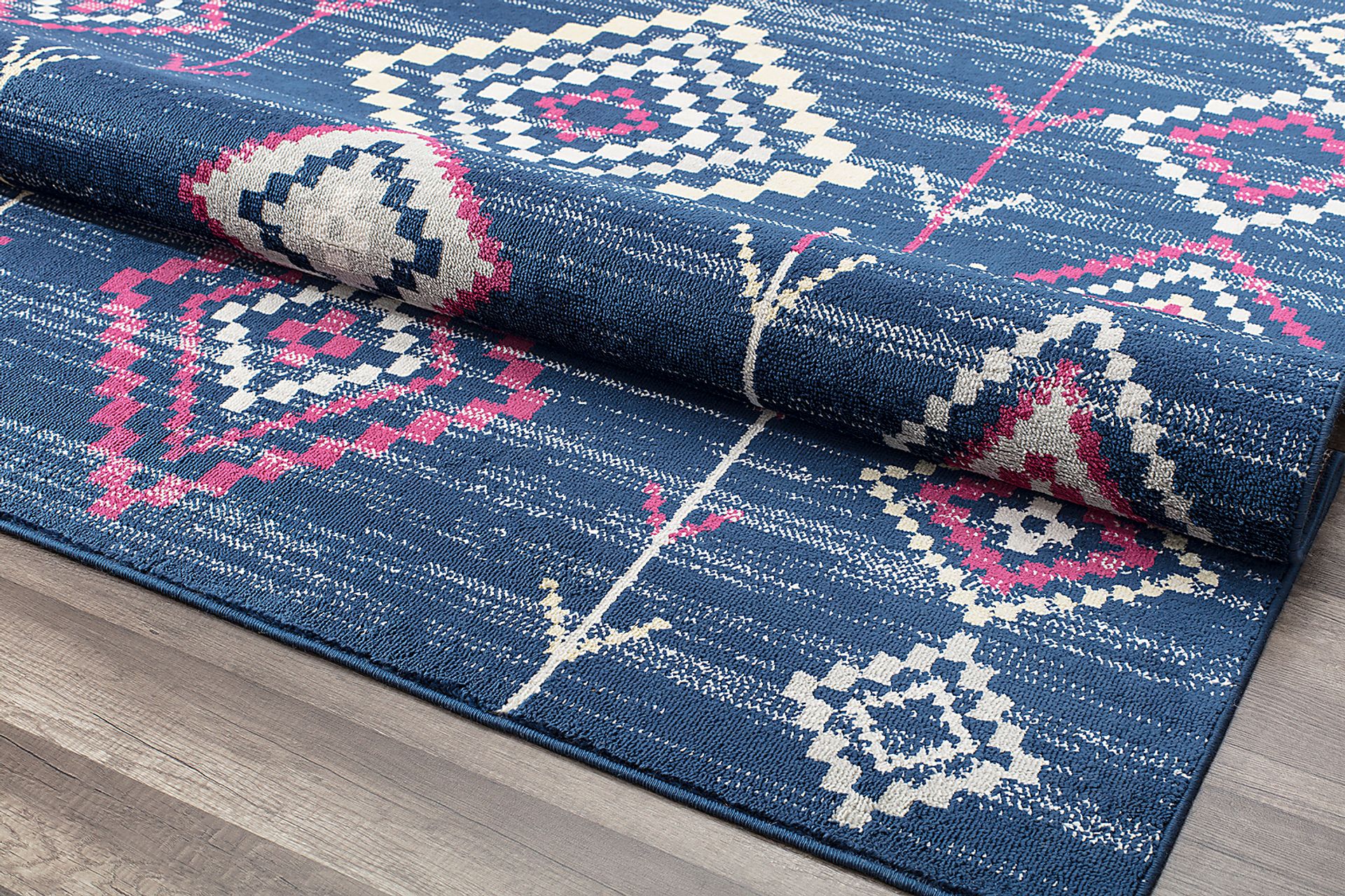 CosmoLiving By Cosmopolitan Lowyn Navy 5' x 7' Rug - Image 3