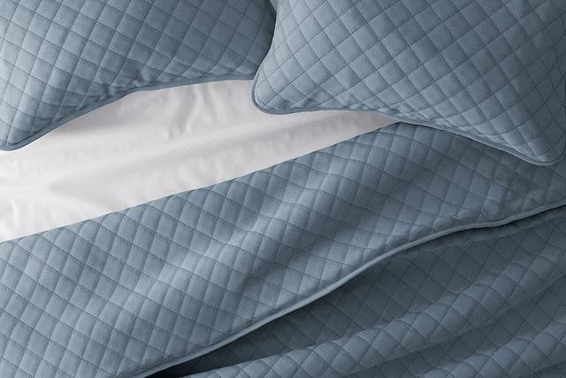 Lulldale Blue 3 Pc Queen Quilt Set - Thumbnail - Image 3
