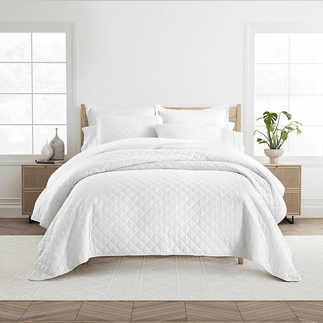 Lulldale White 2 Pc Twin Quilt Set - Thumbnail - Image 1