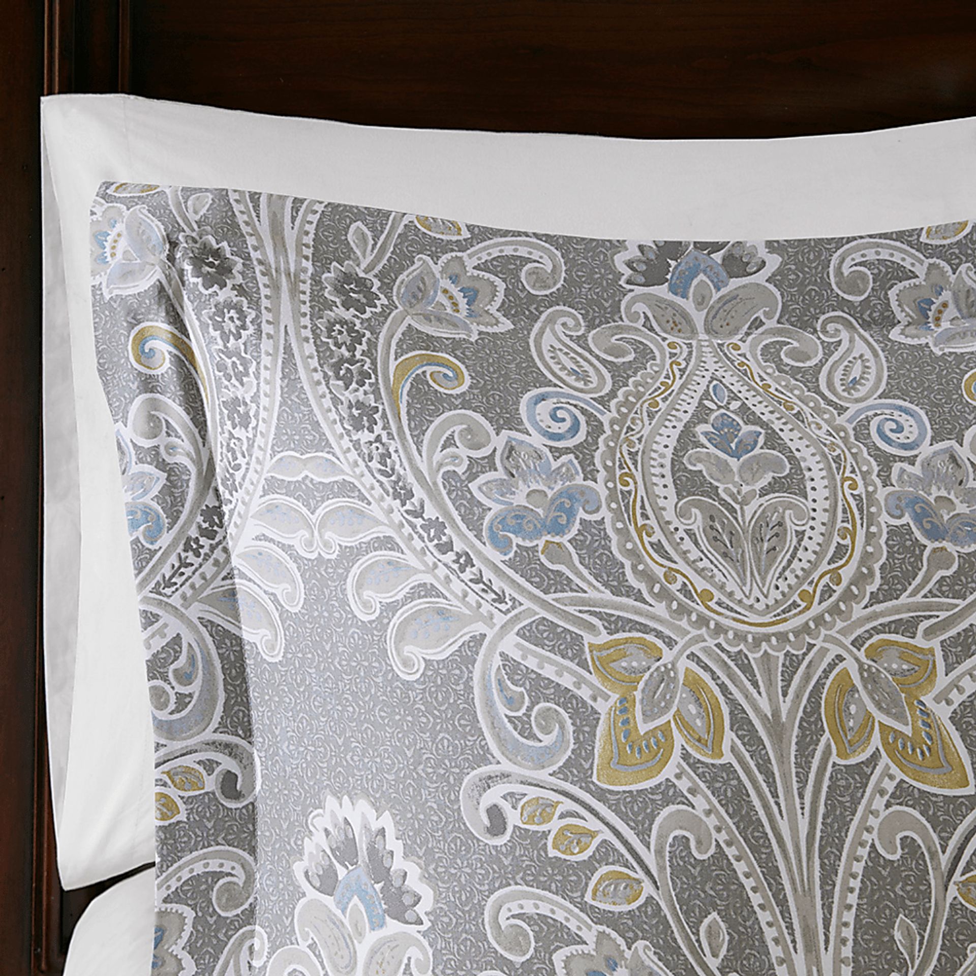 Lulon Gray 6 Pc California King Comforter Set - Image 6