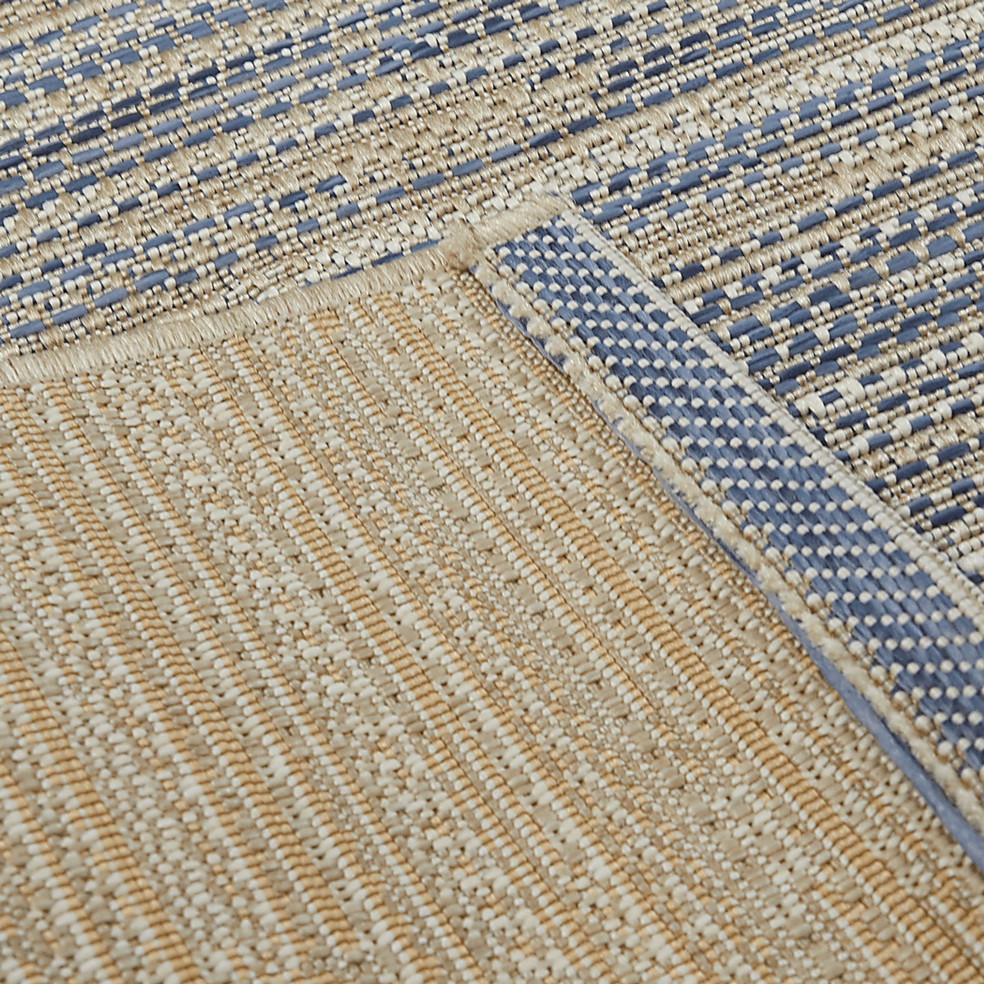 Lumiere Chambray 5'3 x 7' Indoor/Outdoor Rug - Image 4