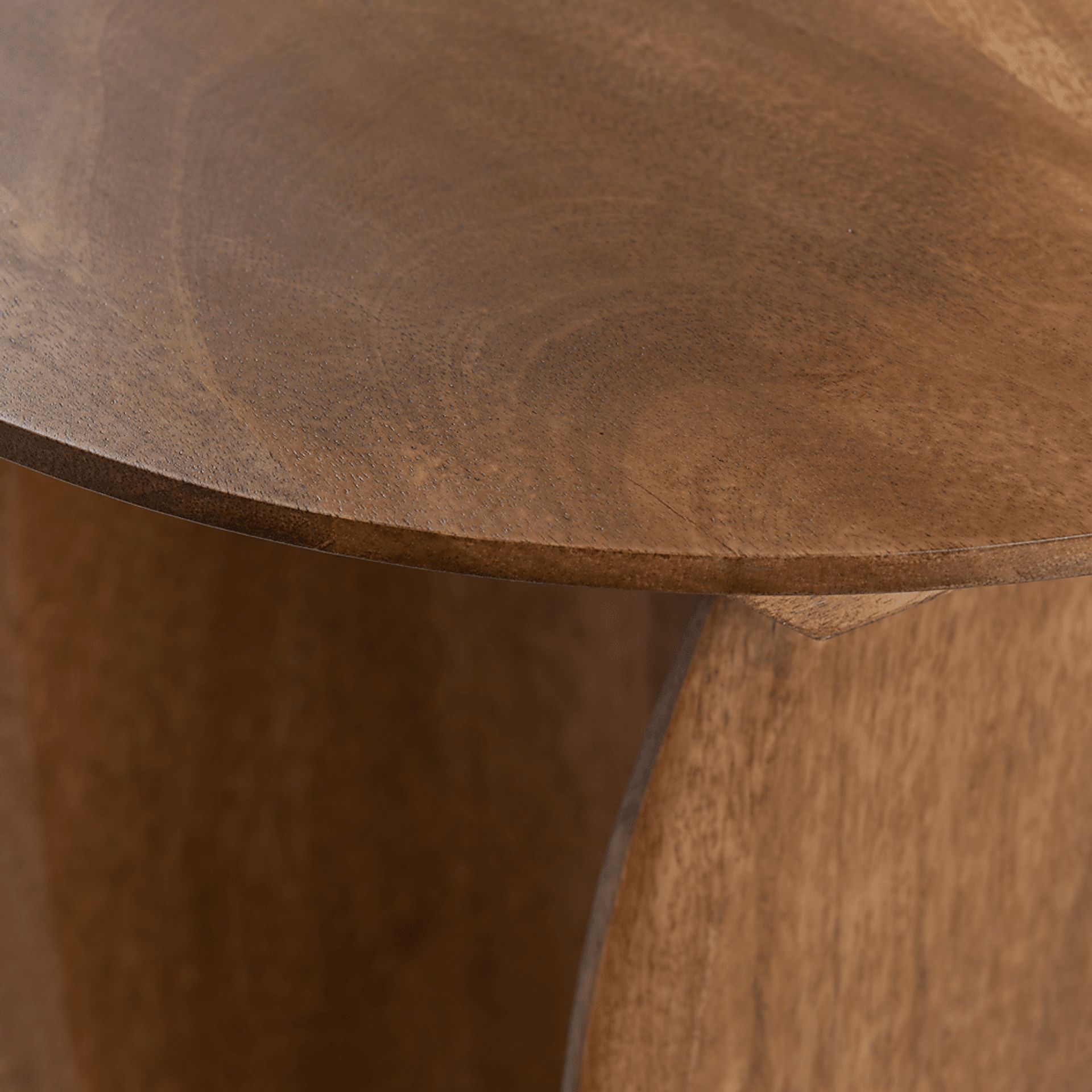 Lyndale Brown End Table - Image 3