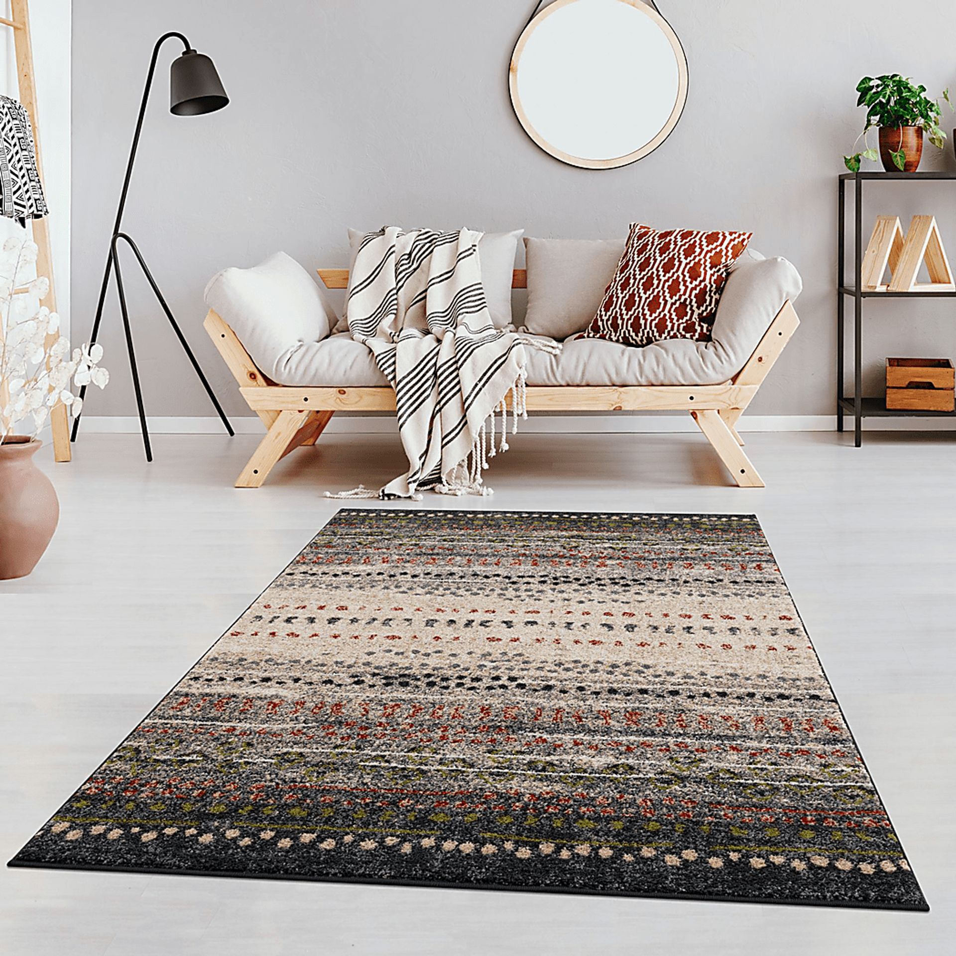 Lynrose Gray 5' x 7' Rug - Image 2