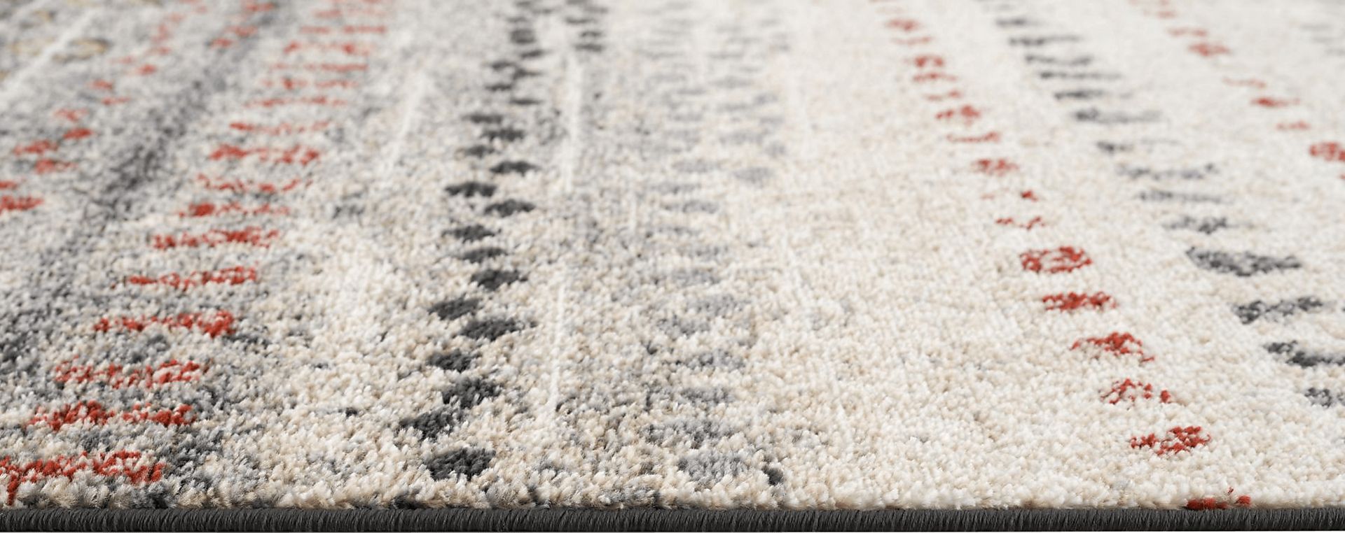 Lynrose Gray 5' x 7' Rug - Image 4