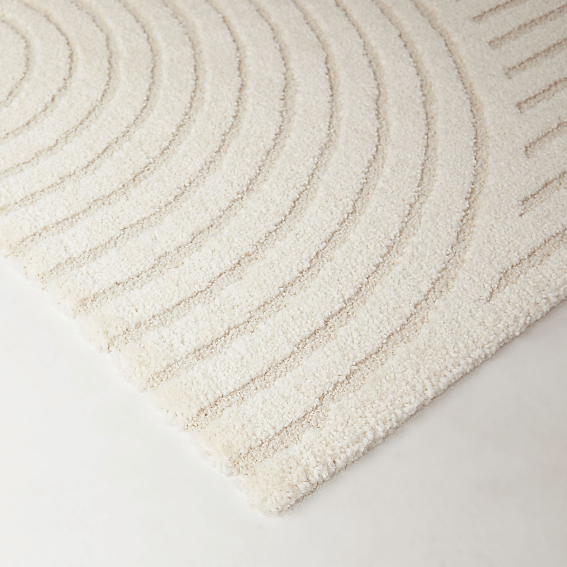 Macasano Cream 5'3 x 7' Rug - Image 5
