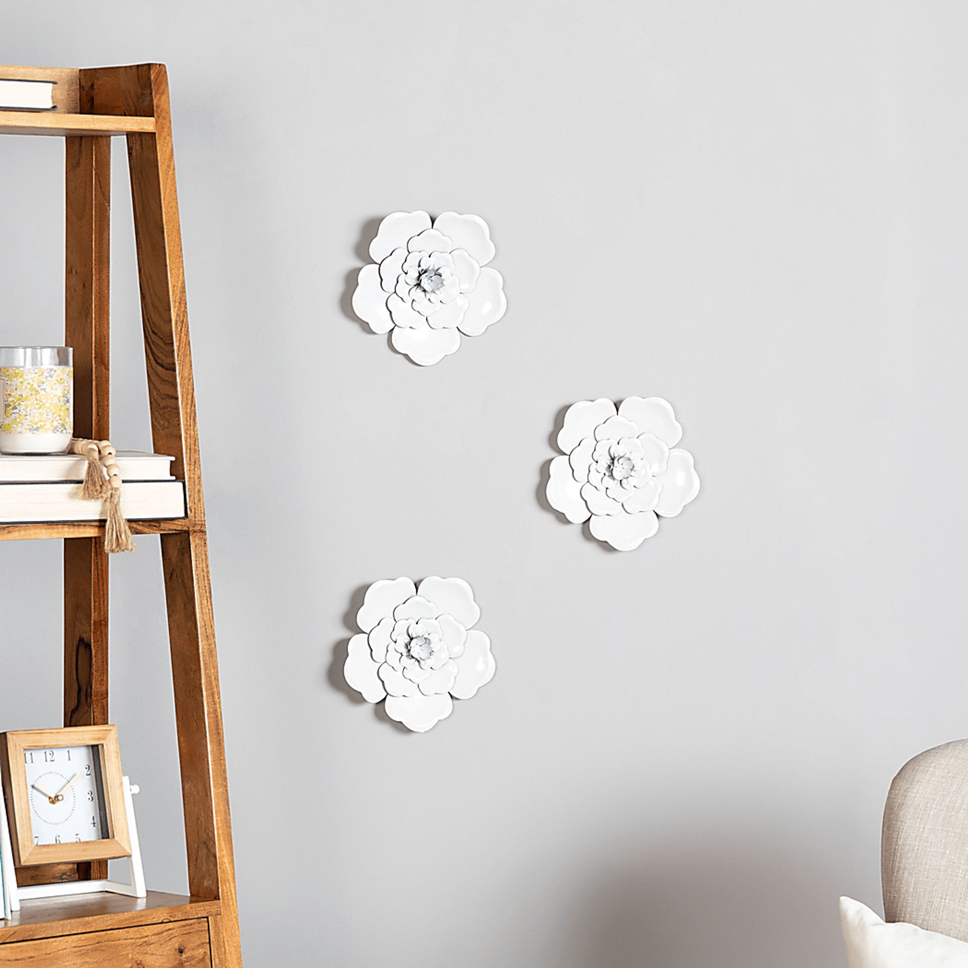 Machala White Wall Flowers Set of 3 - Image 2