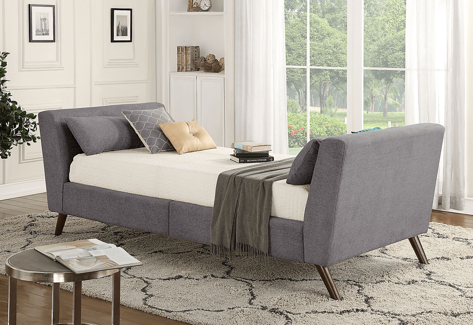 Maderia Gray Daybed - Image 2