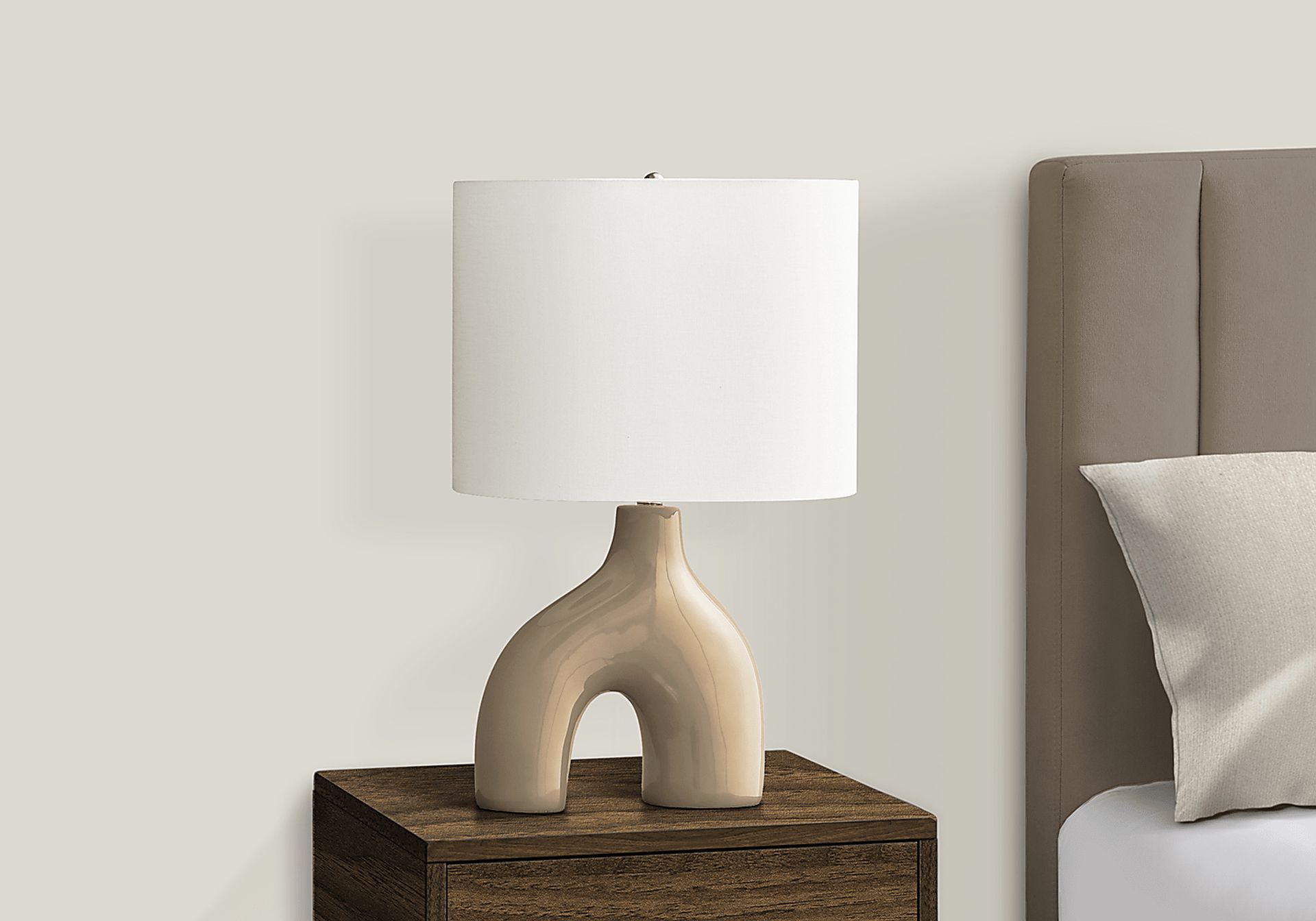 Madola Island Brown Lamp - Image 3