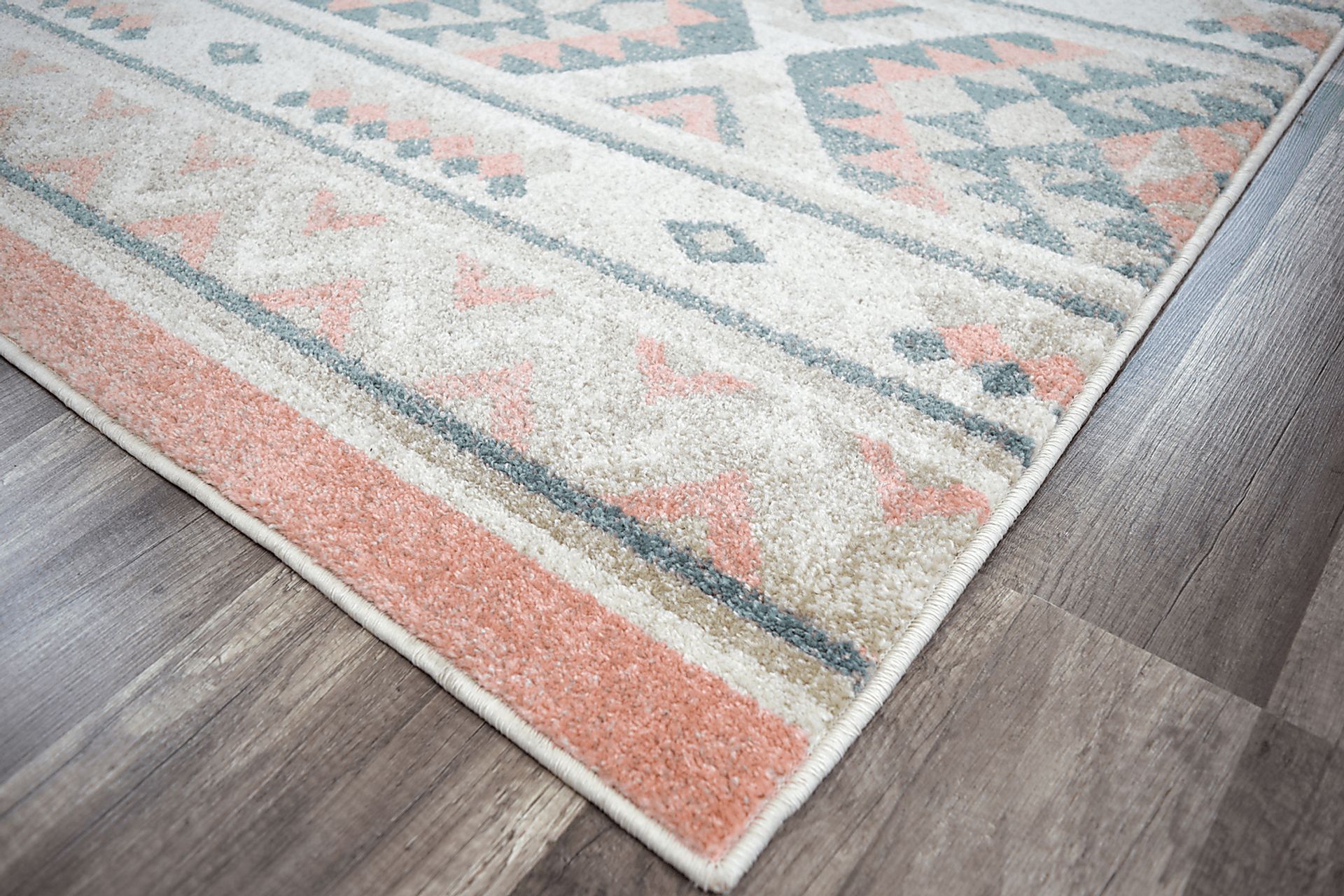 Maelle Pink 8' x 10' Rug - Image 2