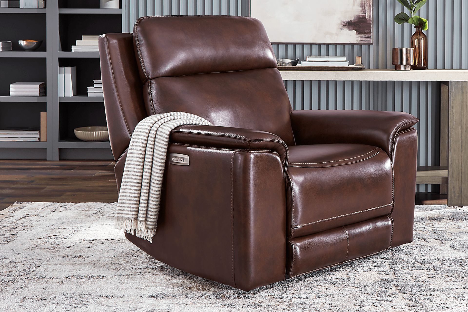 Magellan Merlot Leather Dual Power Recliner - Image 5