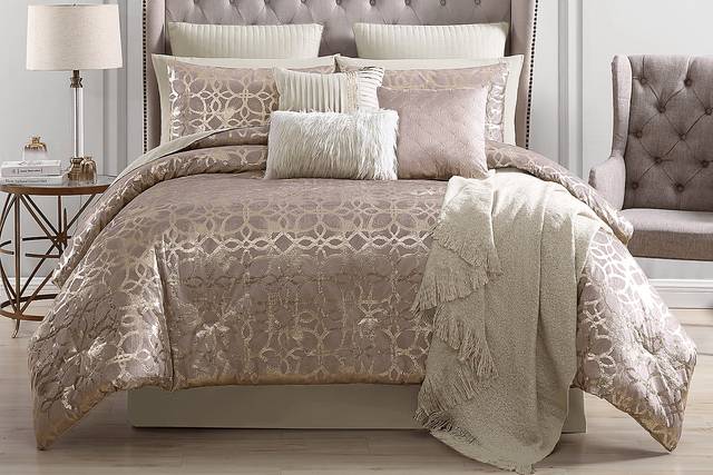 Maggiora Blush 10 Pc King Comforter Set - Thumbnail - Image 1