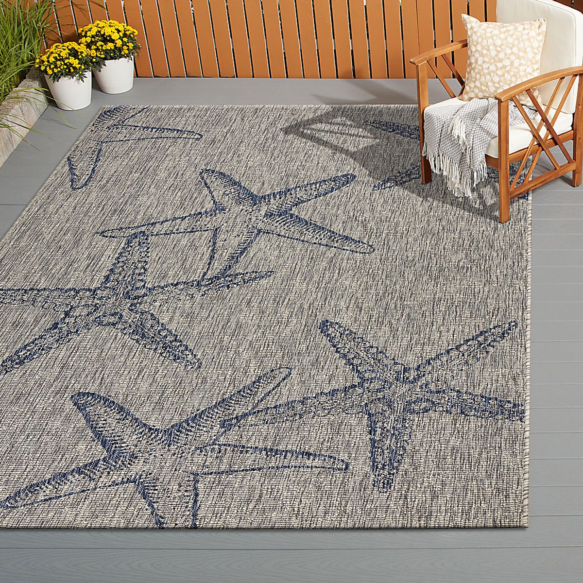 Maike Gray Outdoor Rug | Rooms to Go