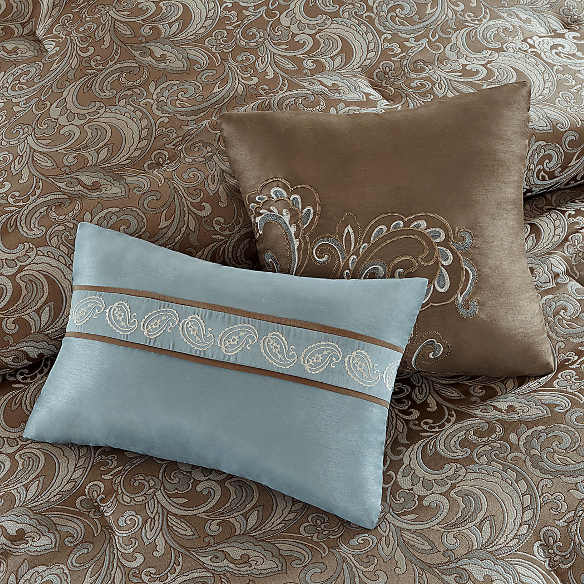 Maitha Blue 24 Pc California King Room in a Bag - Image 10