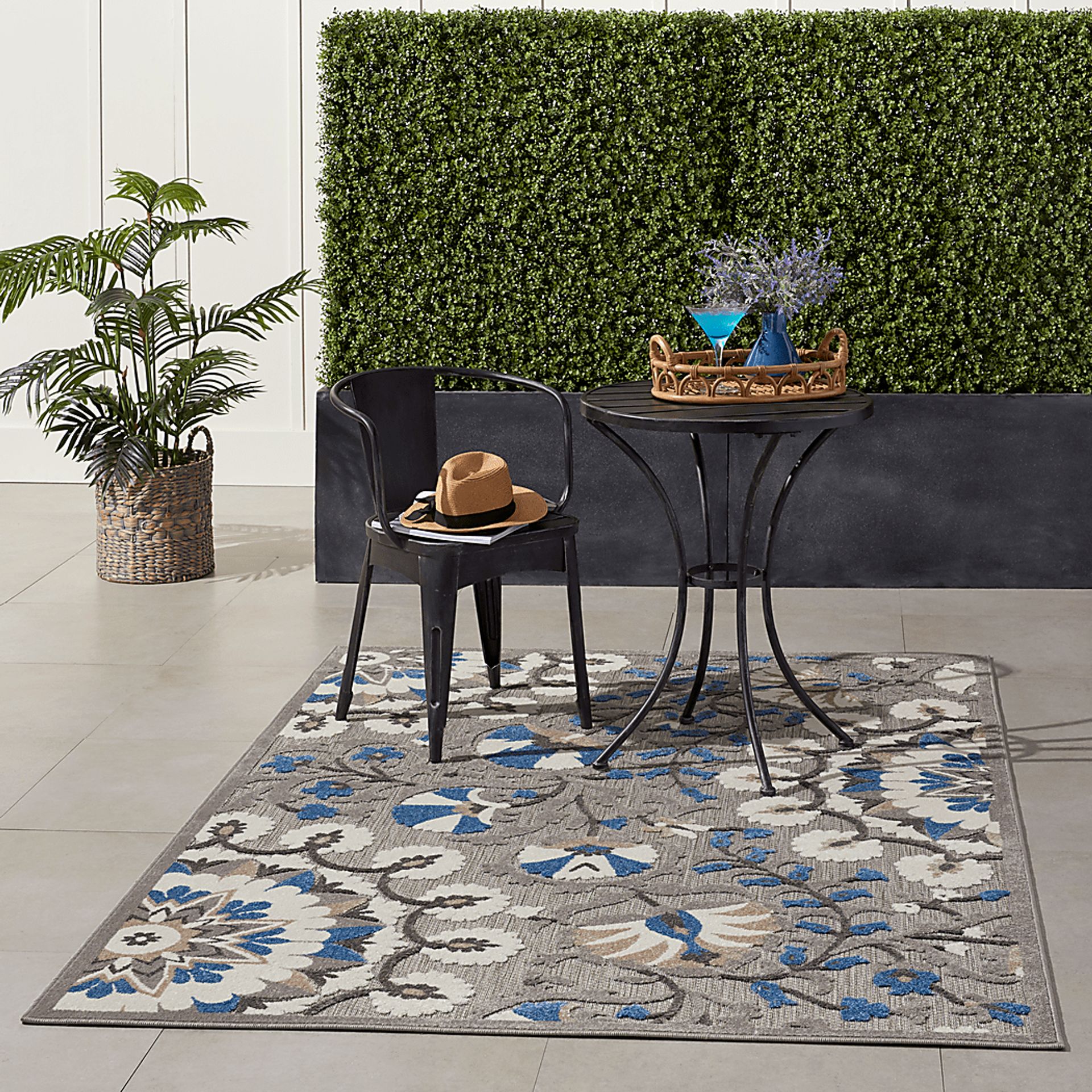 Makisha Gray 5' x 8' Indoor/Outdoor Rug - Image 8